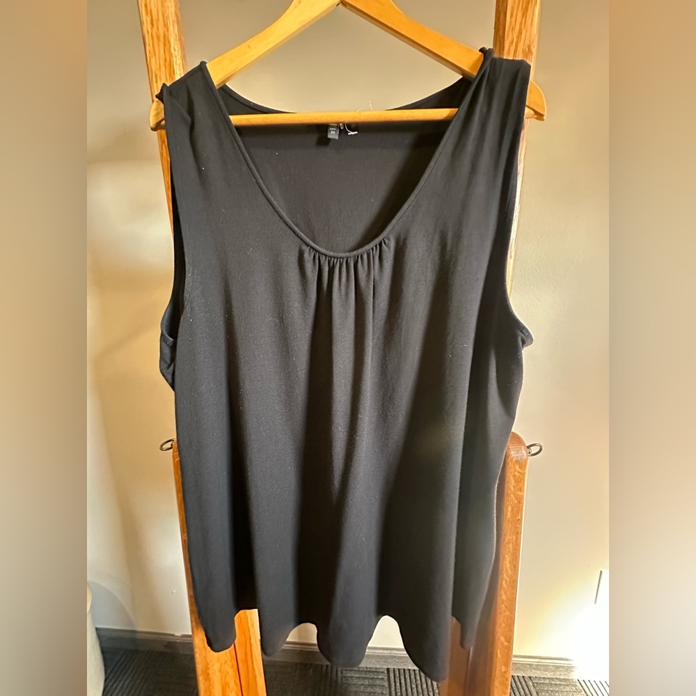 Eileen Fisher Black Tank Top